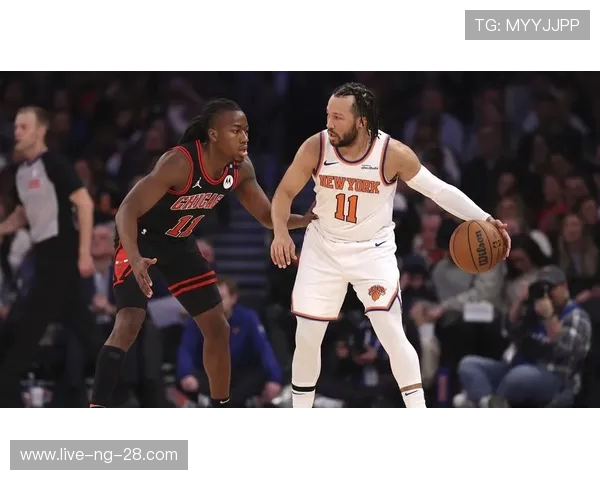 芝加哥公牛鏖战强劲对手全场激烈角逐展现团队硬核实力