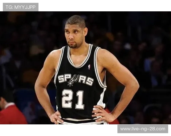 摩西·马龙：从默默无闻到篮球传奇的辉煌历程与时代印记