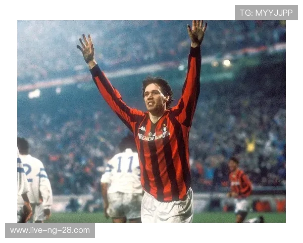 马尔科·范巴斯滕：足球场上的艺术家与传奇射手