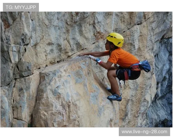 成都攀岩队的阵地战体系与攀岩战术的深度解析与实践探索