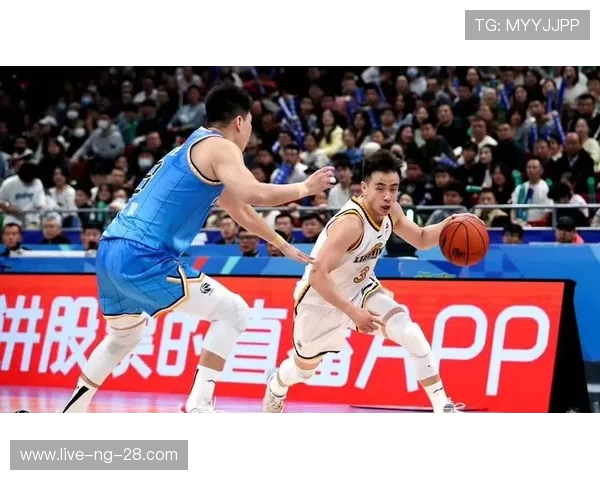 今晚CBA焦点战八一对阵辽宁谁能笑到最后争夺胜利的关键时刻即将来临